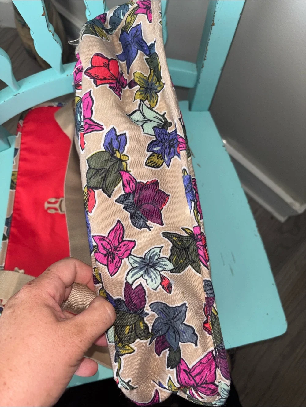 Vera Bradley Beige Floral Tablet Laptop Crossbody Bag